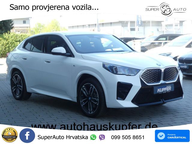 BMW iX2 66.5 kWh (313 KS) xDrive30
