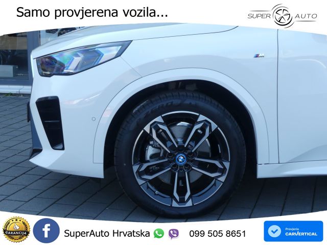 BMW iX2 66.5 kWh (313 KS) xDrive30