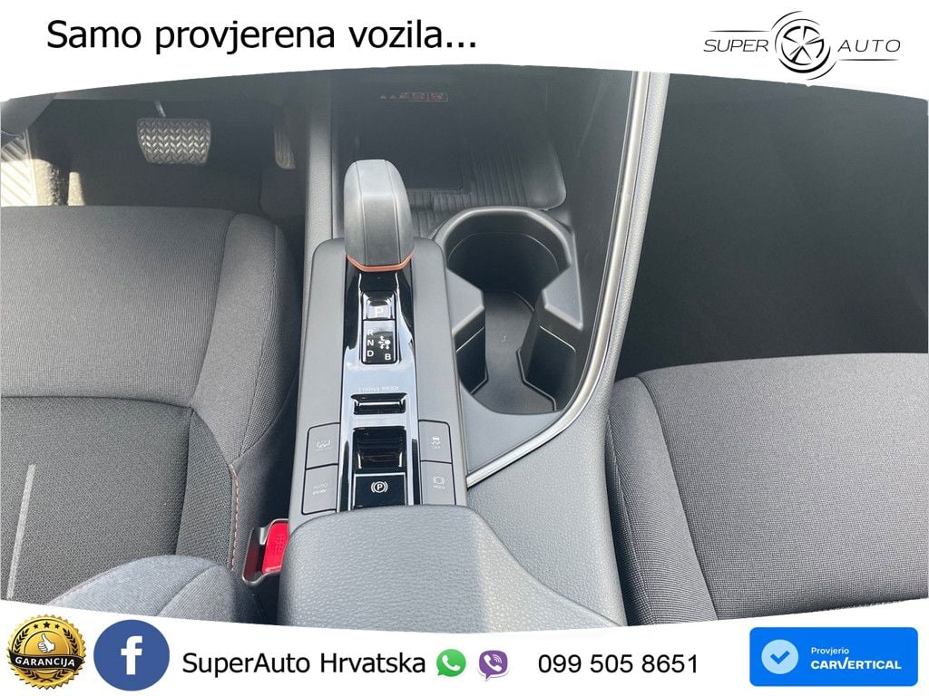 Toyota C-HR 1.8 (140 KS) Hybrid e-CVT Team Deutschland LED+GR SJED+ACC