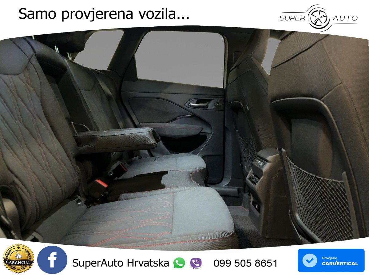 Audi Q3 1.5 TFSIe (272 KS) S tronic LED+GR SJED+ACC