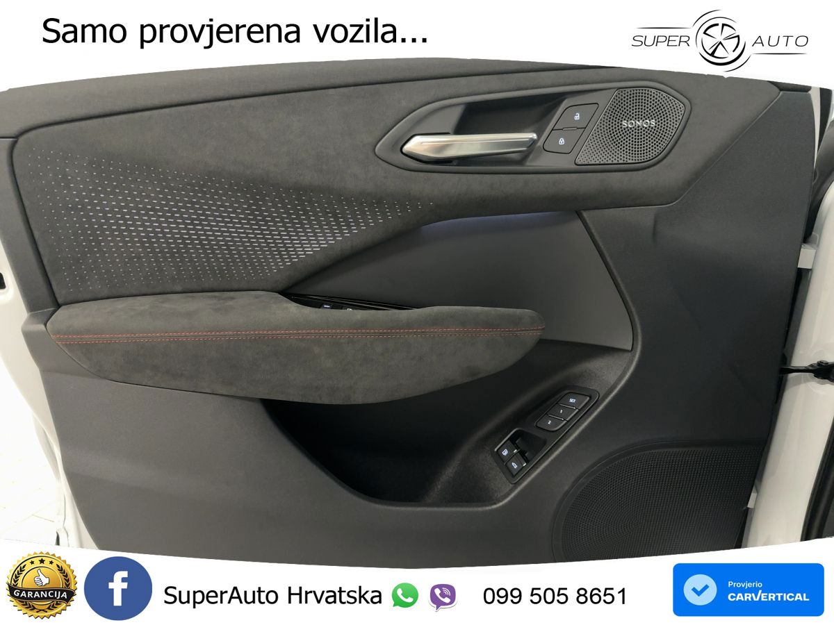 Audi Q3 1.5 TFSIe (272 KS) S tronic LED+GR SJED+ACC