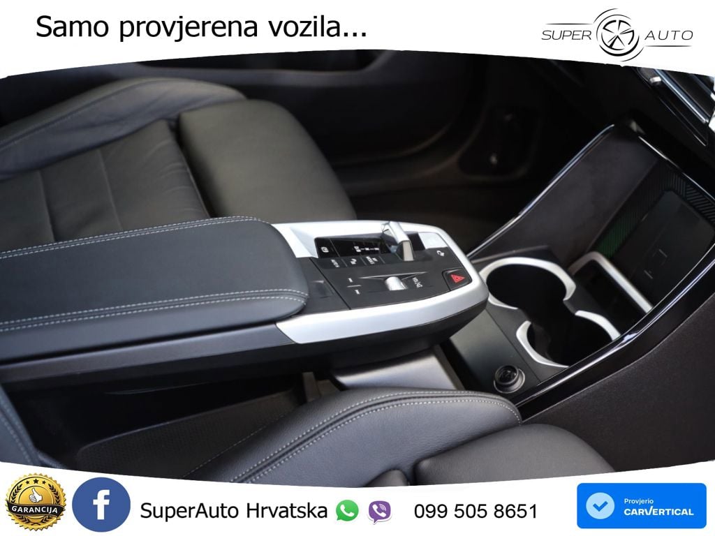 BMW iX1 68 kWh (313 KS) xDrive30 LED+GR SJED+ACC