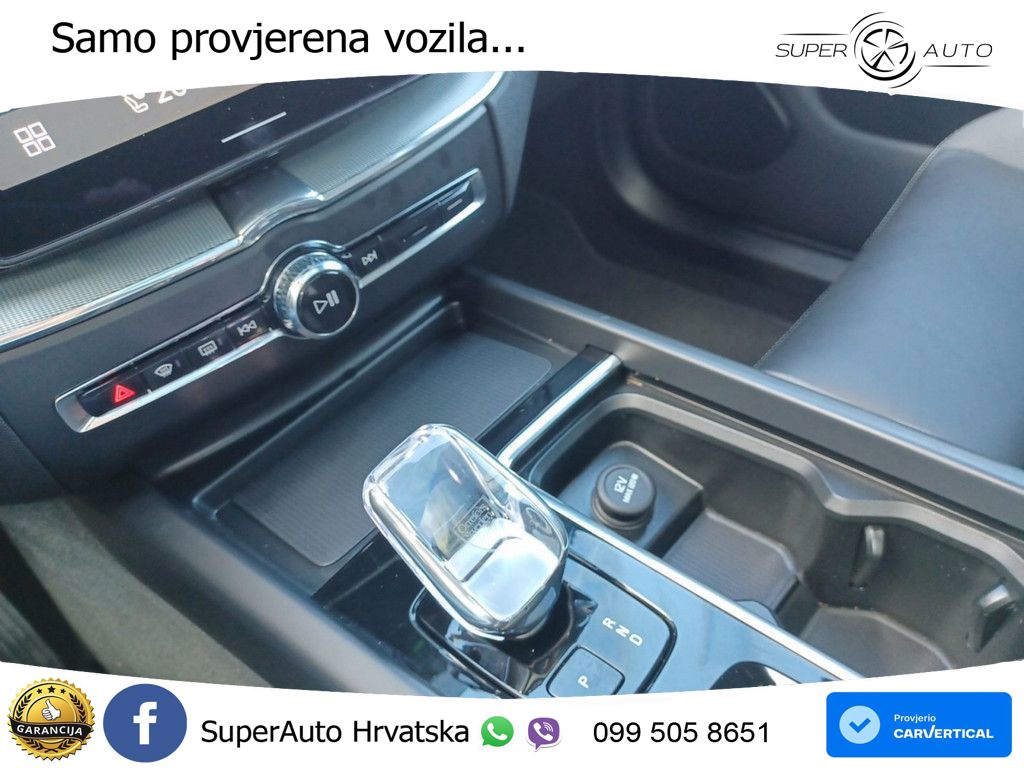 Volvo XC60 T8 AWD Geartronic ACC+HEAD+4xGR SJED+360+PANO