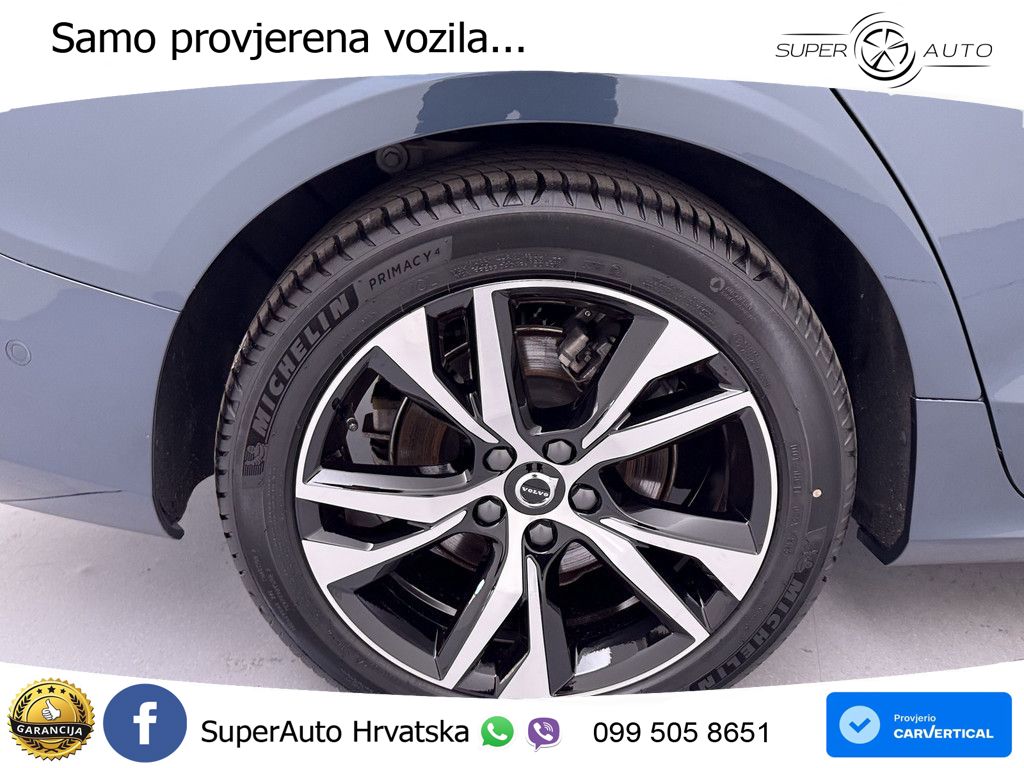 Volvo V60 2.0 B4 Benzin DCT ACC+HEAD+4xGR SJED+360+PANO