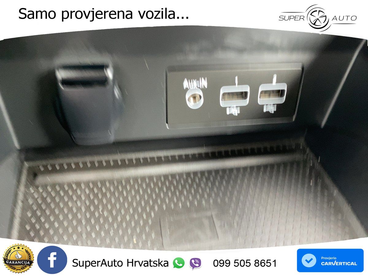 Renault Captur 1.3 TCe (140 KS) Intens LED+GR SJED+ACC