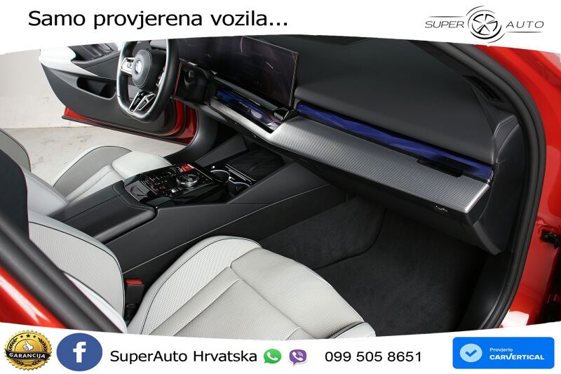 BMW M5 Touring 4.4 V8 (727 KS) xDrive Steptronic LED+GR SJED+ACC