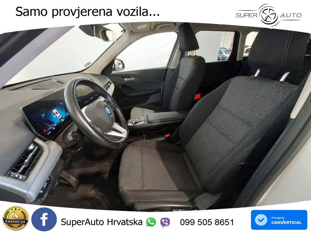 BMW iX1 68 kWh (313 KS) xDrive30 LED+GR SJED+ACC