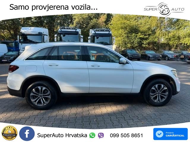 Mercedes GLC 200 (197 KS) 4MATIC G-TRONIC ACC+GR SJED+360+PANO