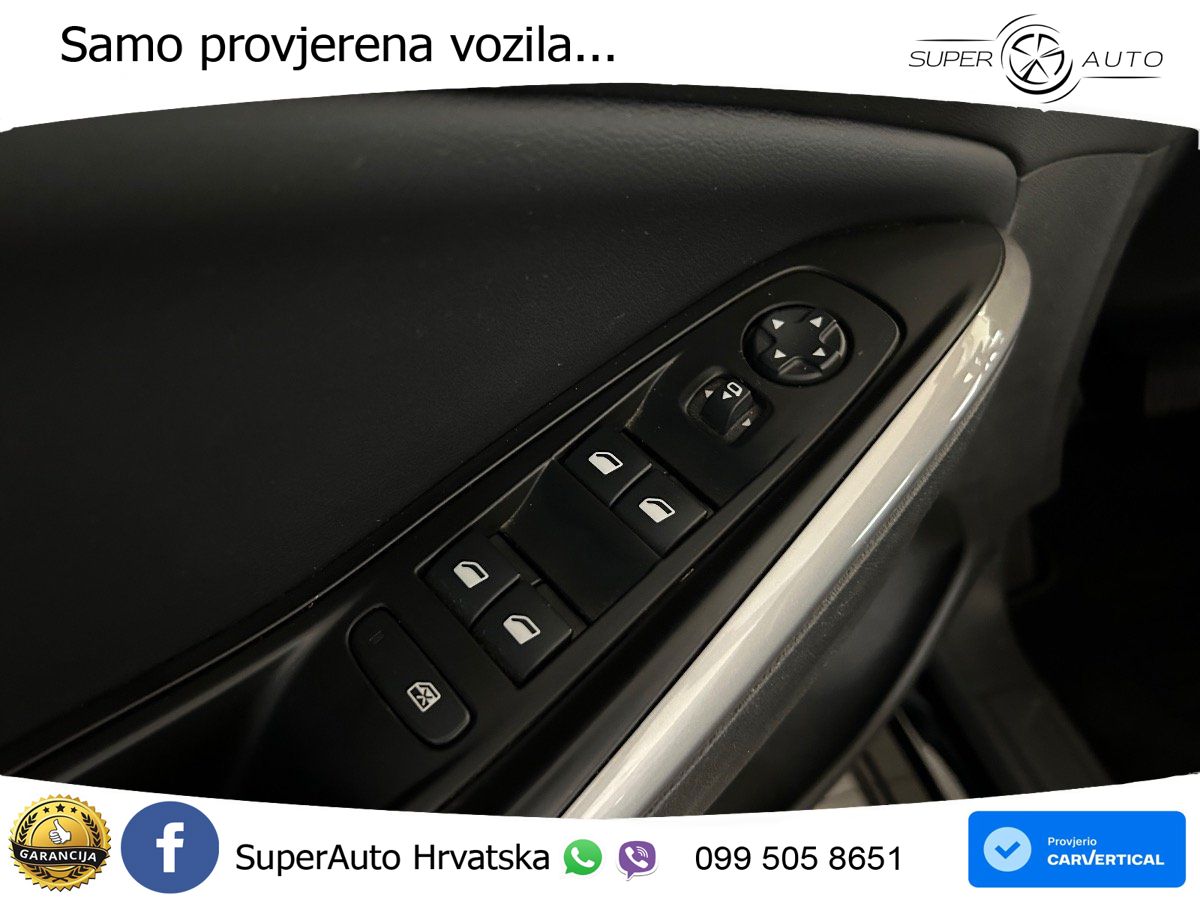 Opel Grandland 1.2i Turbo (130 KS) Automatic GS LED+GR SJED+ACC