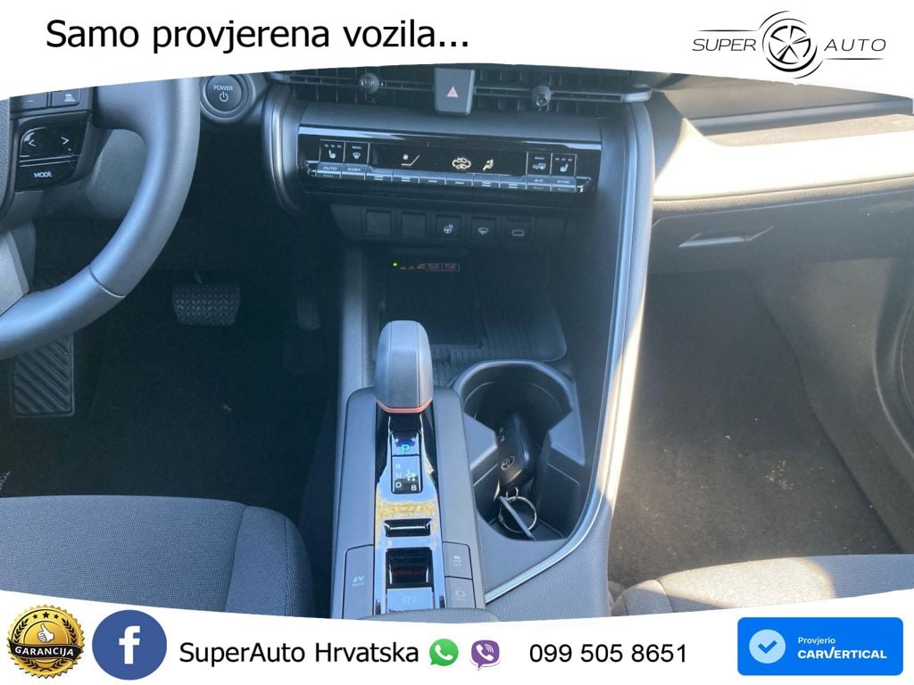 Toyota C-HR 1.8 (140 KS) Hybrid e-CVT Teamplayer LED+GR SJED+ACC