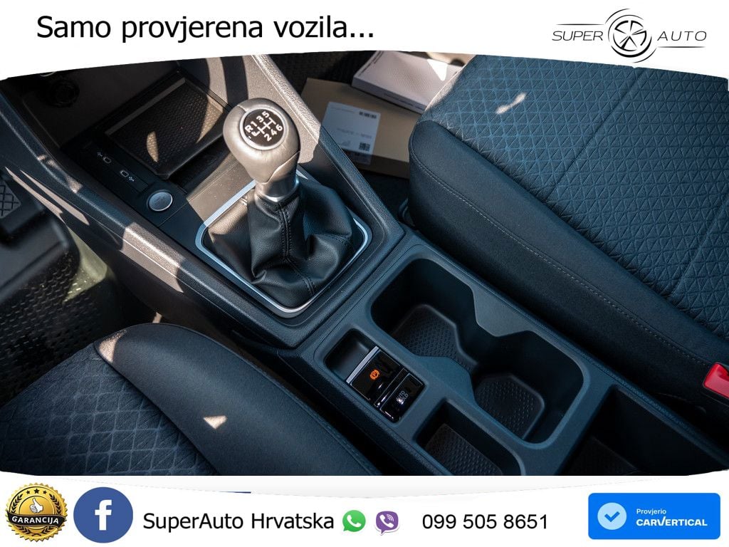 Ford Transit Connect Limited PDC FSE NAVI ACC 102 KS