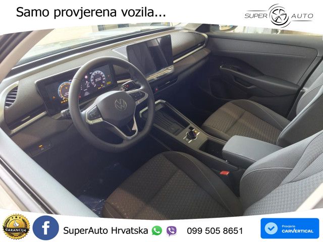 Volkswagen T-Roc II 1.5 eTSI (116 KS)  DSG LED+GR SJED+ACC