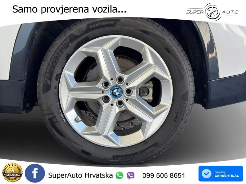 BMW iX1 68 kWh (313 KS) xDrive30