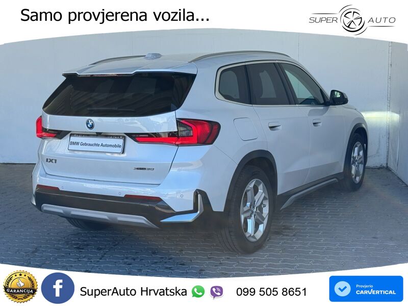 BMW iX1 68 kWh (313 KS) xDrive30