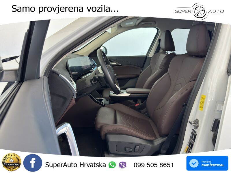 BMW iX1 68 kWh (313 KS) xDrive30