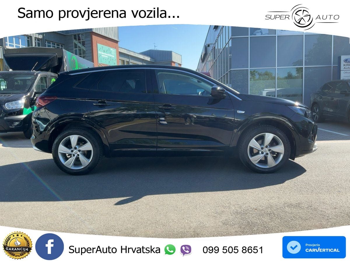 Opel Grandland 1.2i Turbo (130 KS) Automatic Elegance LED+GR SJED+ACC