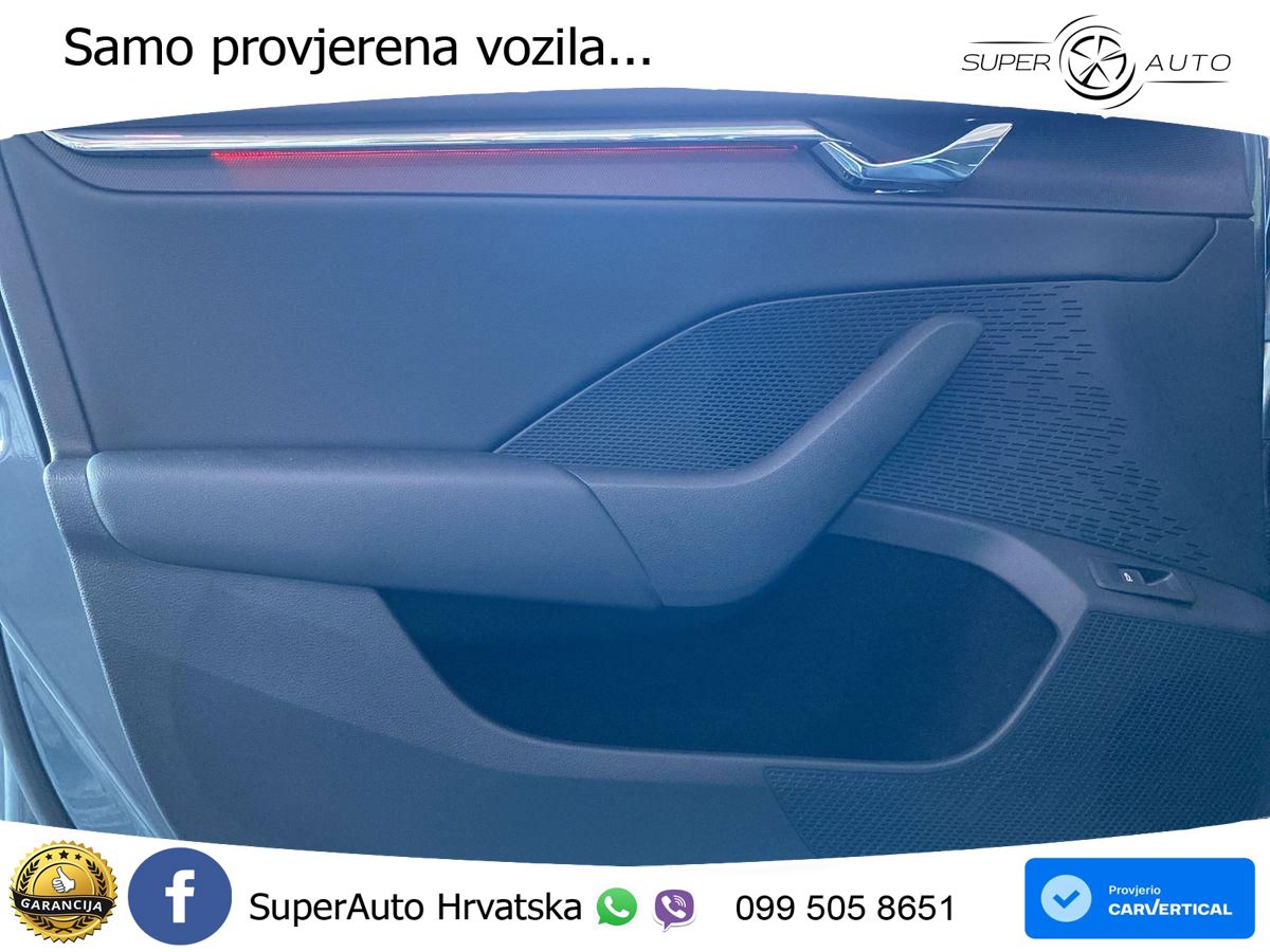 Škoda Octavia Combi 1.5 TSI (150 KS) LED+GR SJED+ACC