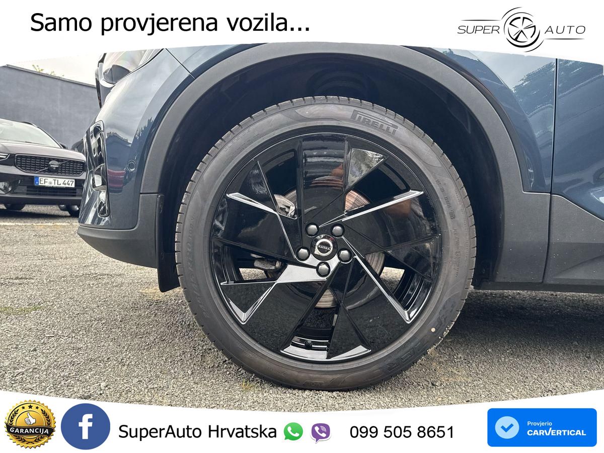 Volvo XC40 2.0 B3 163 KS Automatic ACC+GR SJED+360+PANO