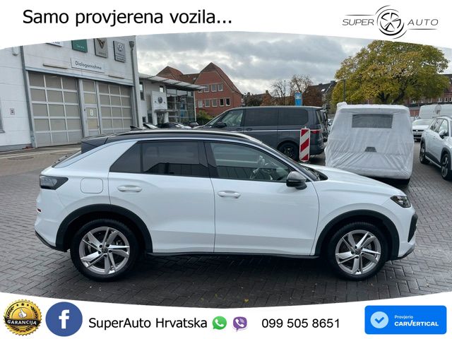 Volkswagen T-Roc 1.5 eTSI (150 KS)  DSG LED+GR SJED+ACC