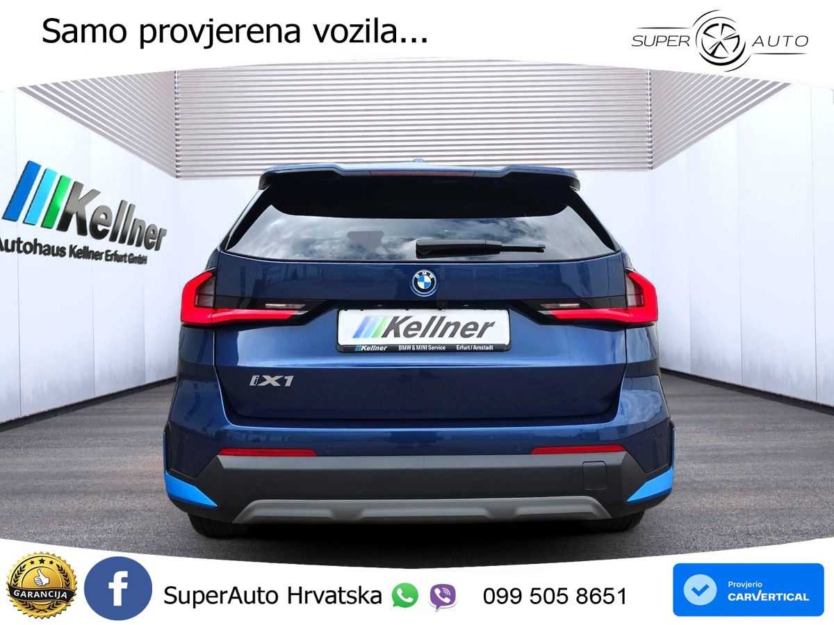 BMW iX1 68 kWh (313 KS) xDrive30