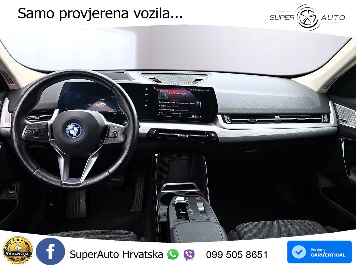 BMW iX1 68 kWh (313 KS) xDrive30