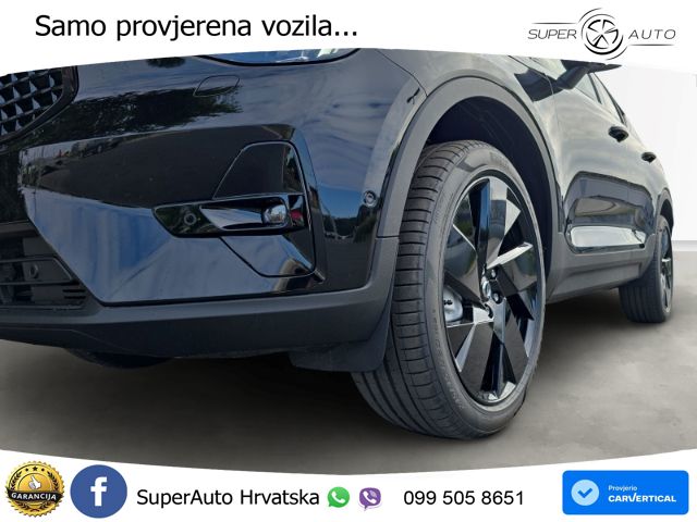 Volvo XC40 2.0 B4 197 KS Automatic ACC+GR SJED+360+PANO