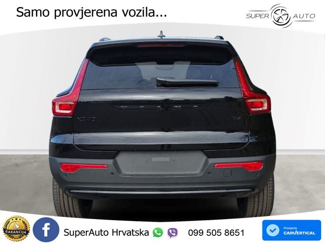Volvo XC40 2.0 B4 197 KS Automatic ACC+GR SJED+360+PANO