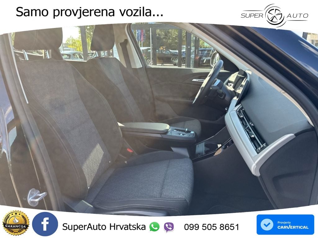 BMW iX1 66.5 kWh (204 KS) eDrive20 LED+GR SJED+ACC
