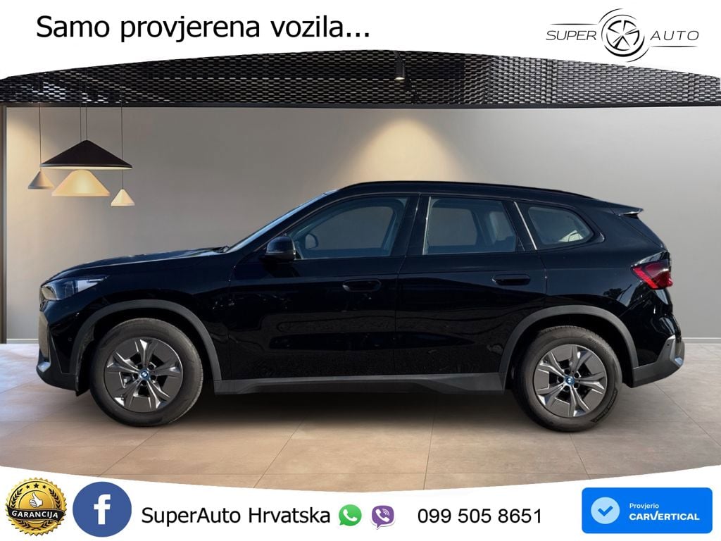BMW iX1 66.5 kWh (204 KS) eDrive20 LED+GR SJED+ACC