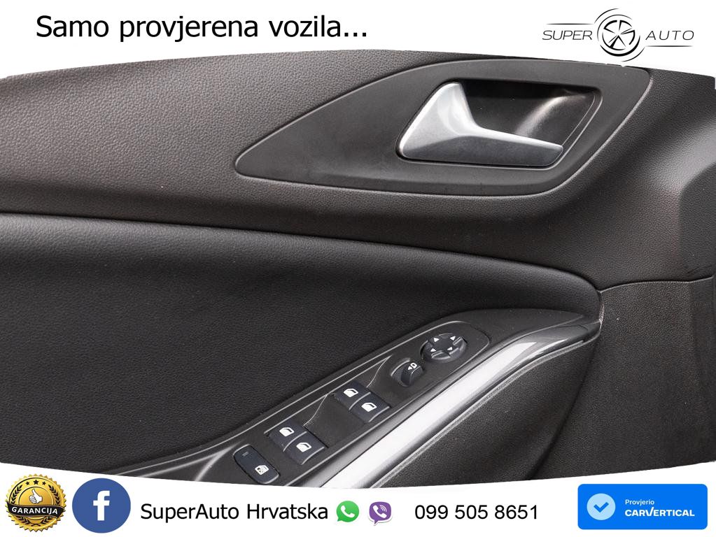 Opel Grandland X 1.2 Turbo (130 KS) Automatic