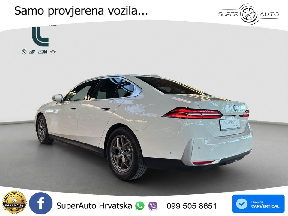 BMW 520i (208 KS) Steptronic LED+GR SJED+ACC