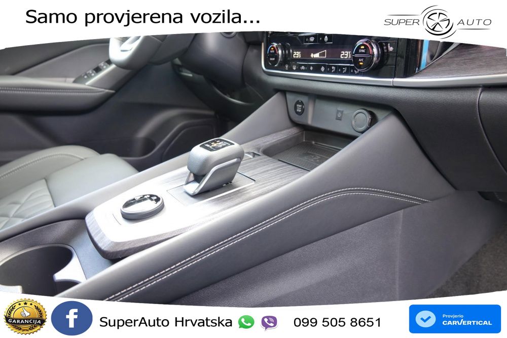 Nissan Qashqai 1.3 DIG-T (158 KS) 4x4 Xtronic Tekna LED+GR SJED+ACC