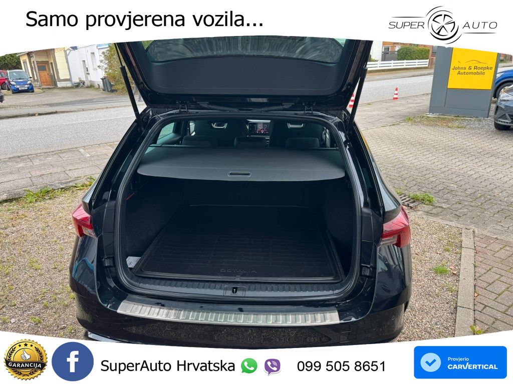 Škoda Octavia Combi RS 2.0 TSI (245 KS) DSG LED+GR SJED+ACC