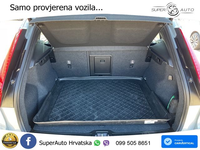 Volvo XC40 2.0 B4 AWD 197 KS Automatic ACC+GR SJED+360+PANO