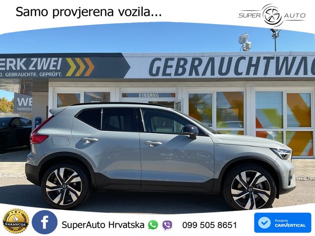 Volvo XC40 2.0 B4 AWD 197 KS Automatic ACC+GR SJED+360+PANO
