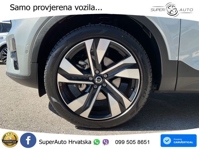 Volvo XC40 2.0 B4 AWD 197 KS Automatic ACC+GR SJED+360+PANO