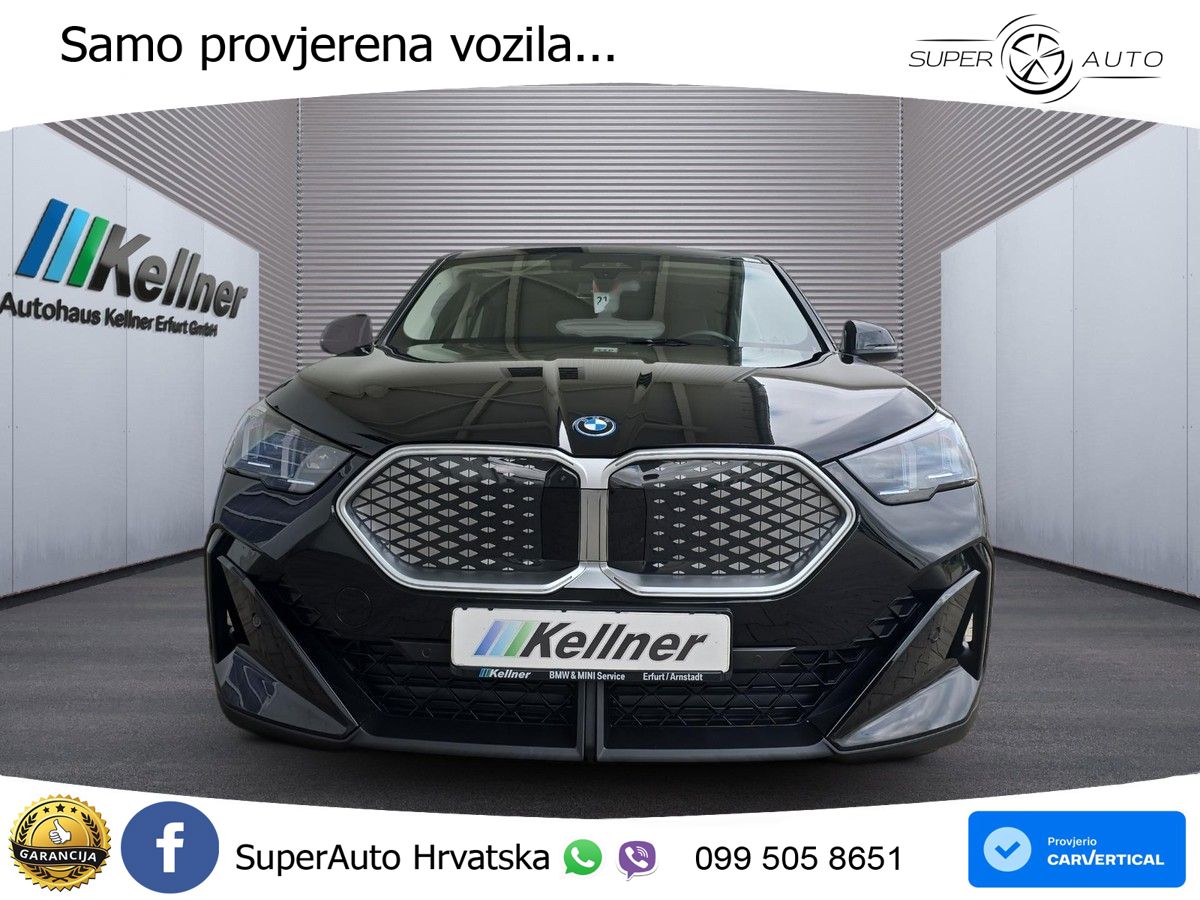 BMW iX2 66.5 kWh (313 KS) xDrive30
