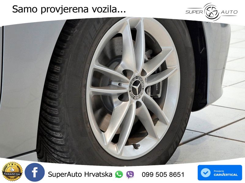 Mercedes-Benz A 200d 8G-DCT AMG LED+GR SJED+ACC
