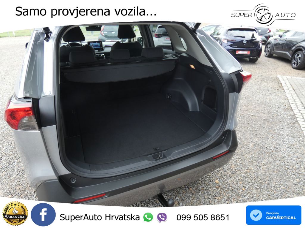Toyota RAV4 2.5 (222 KS) Hybrid E-Four e-CVT LED+GR SJED+ACC