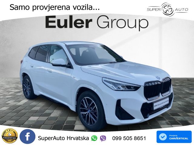 BMW iX1 68 kWh (313 KS) xDrive30 LED+GR SJED+ACC