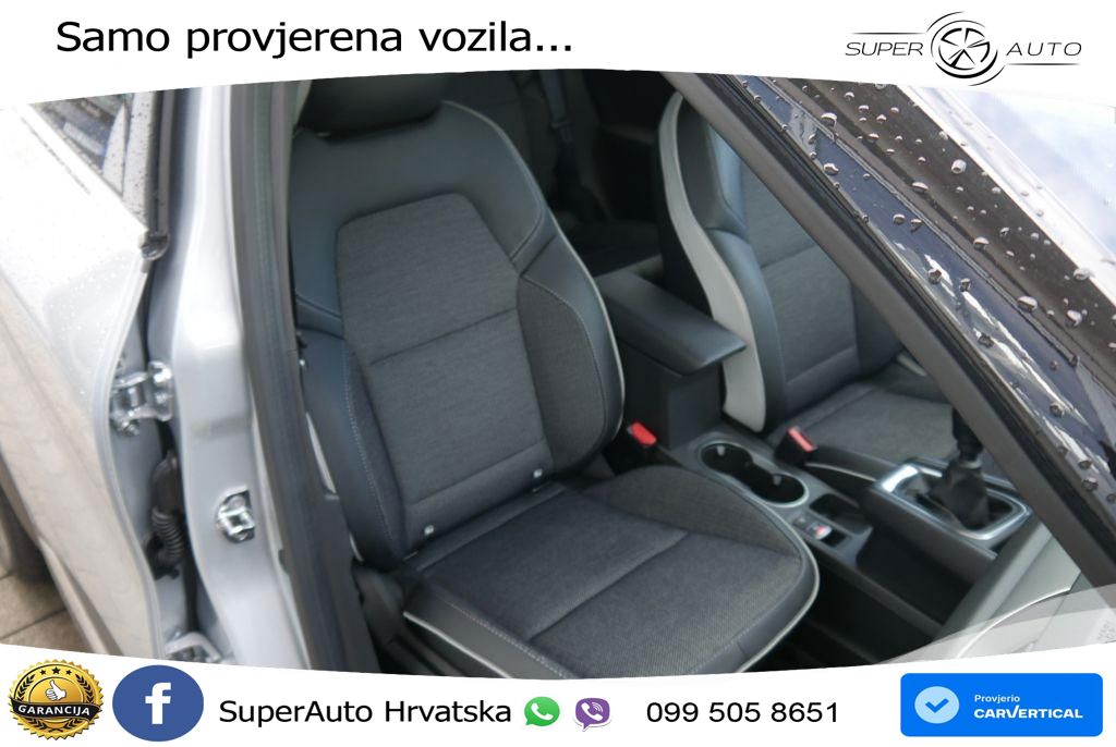 Renault Captur 1.3 TCe (140 KS) Intens
