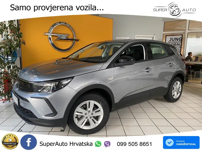 Opel Grandland 1.2i Turbo (130 KS)