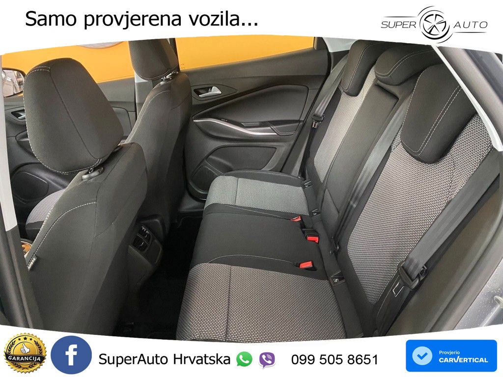 Opel Grandland 1.2i Turbo (130 KS)