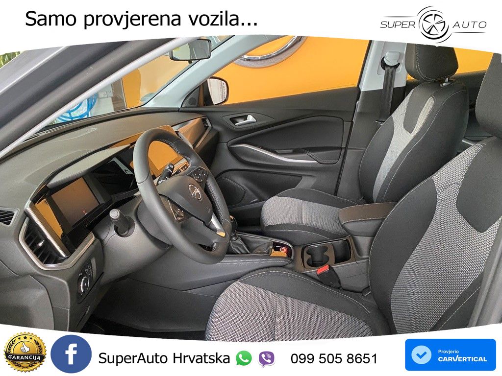 Opel Grandland 1.2i Turbo (130 KS)