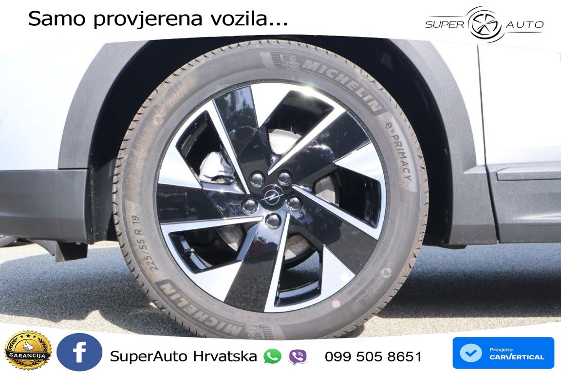Opel Grandland 1.2 Turbo (145 KS) Hybrid eDCT Ultimate LED+GR SJED+ACC