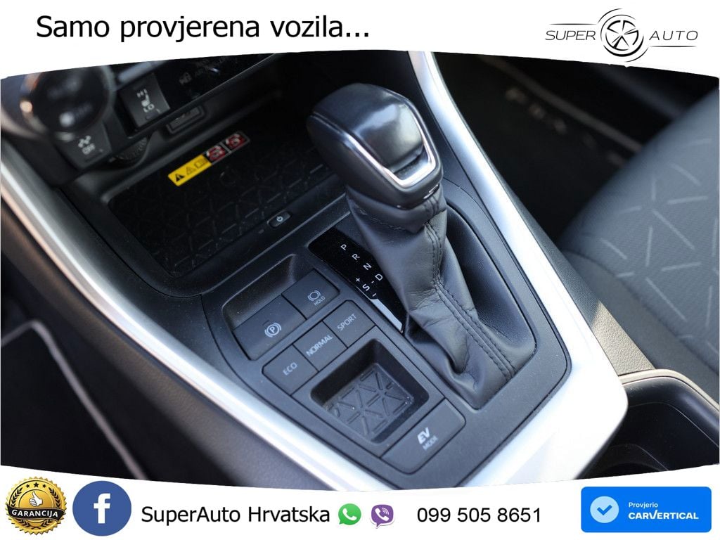 Toyota RAV4 2.5 (218 KS) Hybrid eCVT Team Deutschland LED+GR SJED+ACC