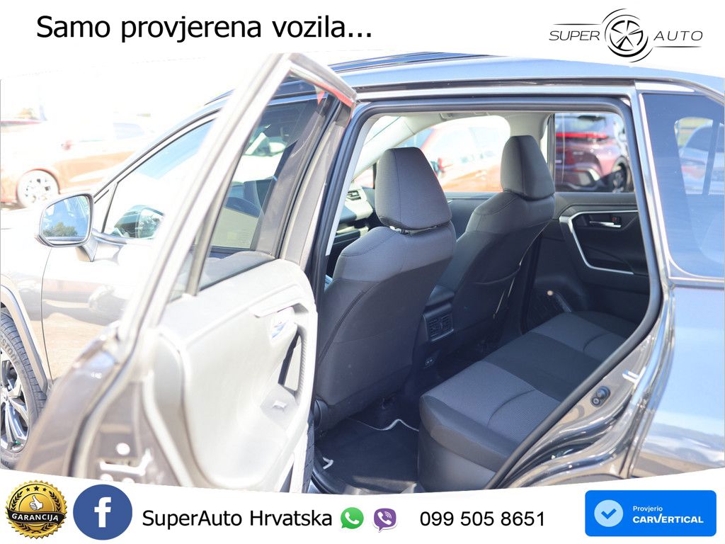 Toyota RAV4 2.5 (218 KS) Hybrid eCVT Team Deutschland LED+GR SJED+ACC