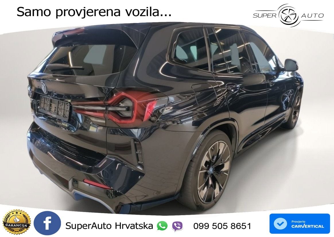 BMW iX3 80 kWh (286 KS) ACC+HEAD+GR SJED+360+PANO