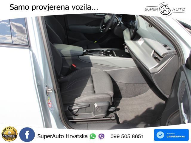 Audi Q3 2.0 TDI (150 KS) S tronic S line MATRIX+GR SJED+KAM