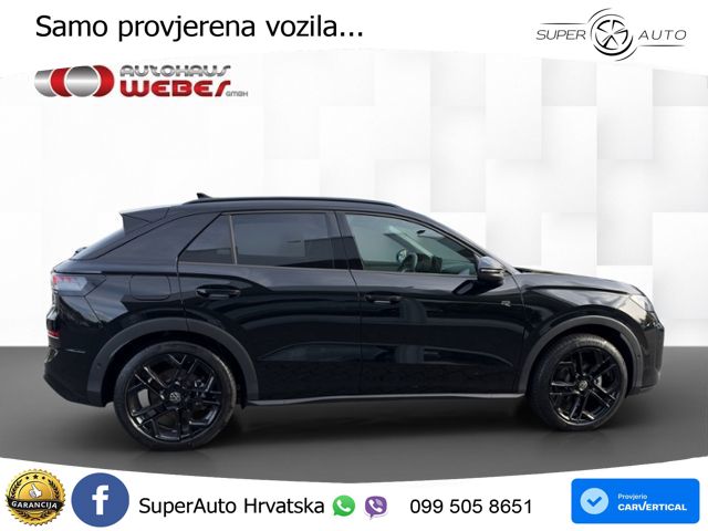 Volkswagen T-Roc 1.5 eTSI (150 KS)  DSG R-Line LED+GR SJED+ACC